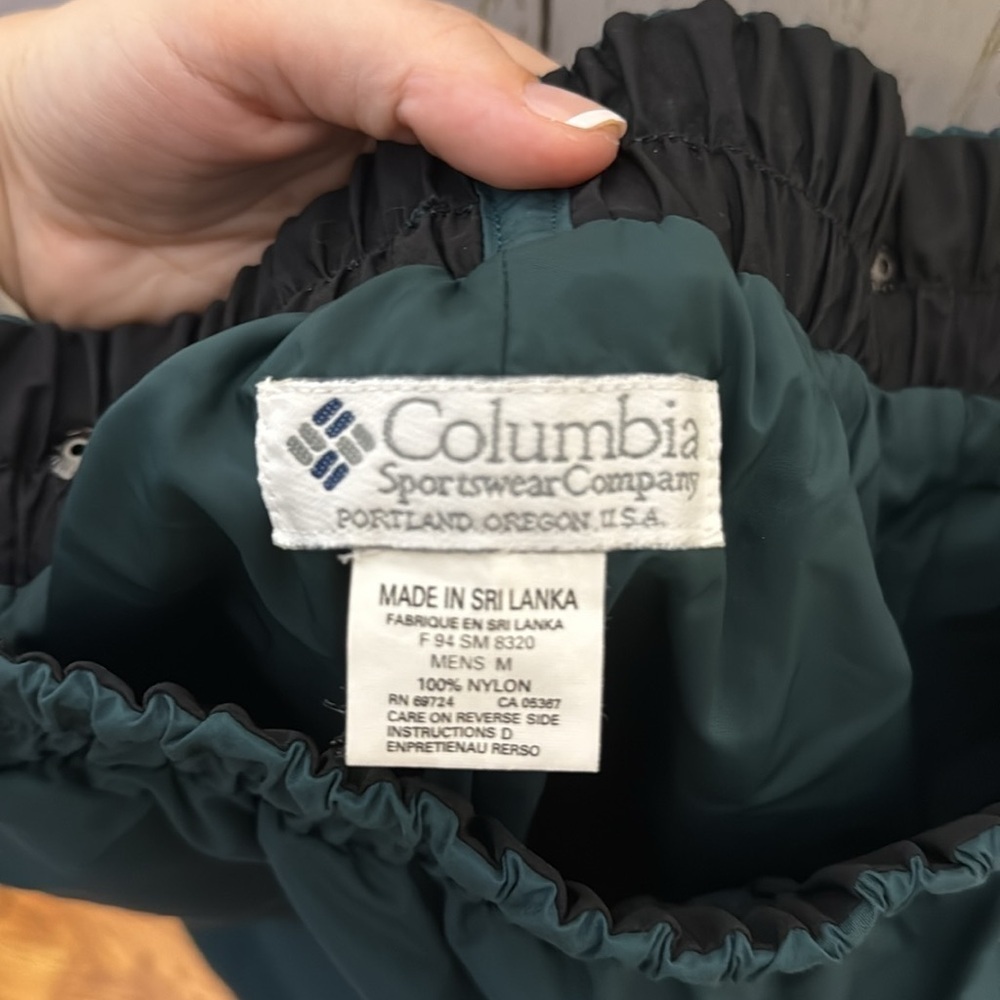 Vintage Columbia Men’s Medium Green Snow Rain Outdoor Jogger Pants - Picture 3 of 3